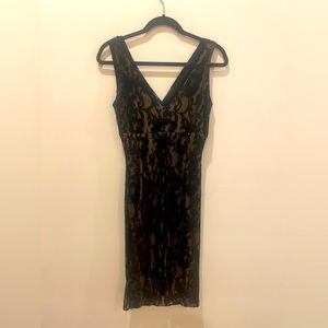 Perfect for all your events! Ralph Lauren floral paisley lace sheath dress